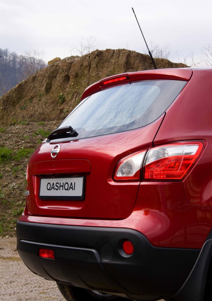  Nissan Qashqai 2010 года  (фото 80 из 204)